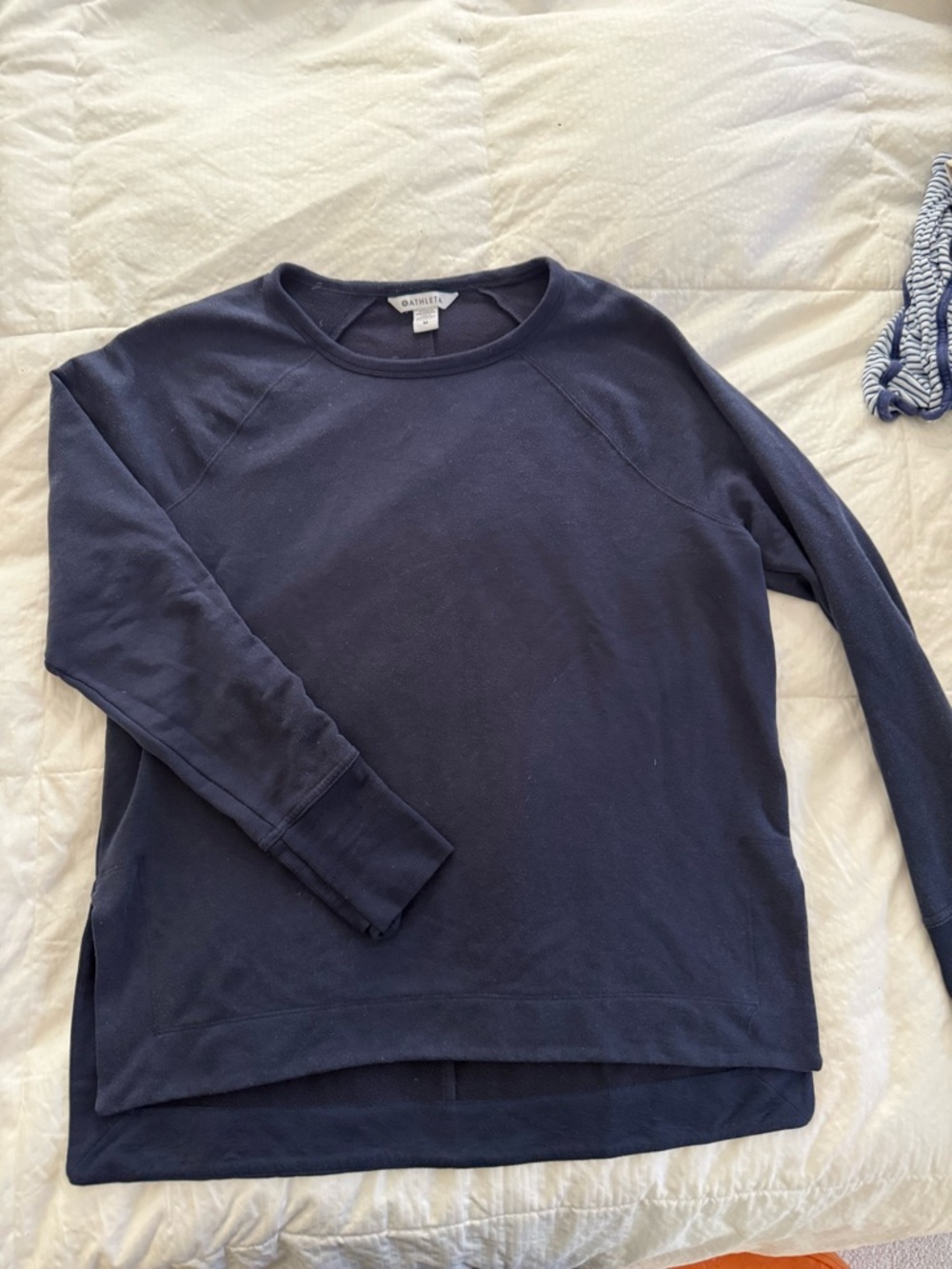 Athleta Navy Blue Long Sleeve Pullover Sweater